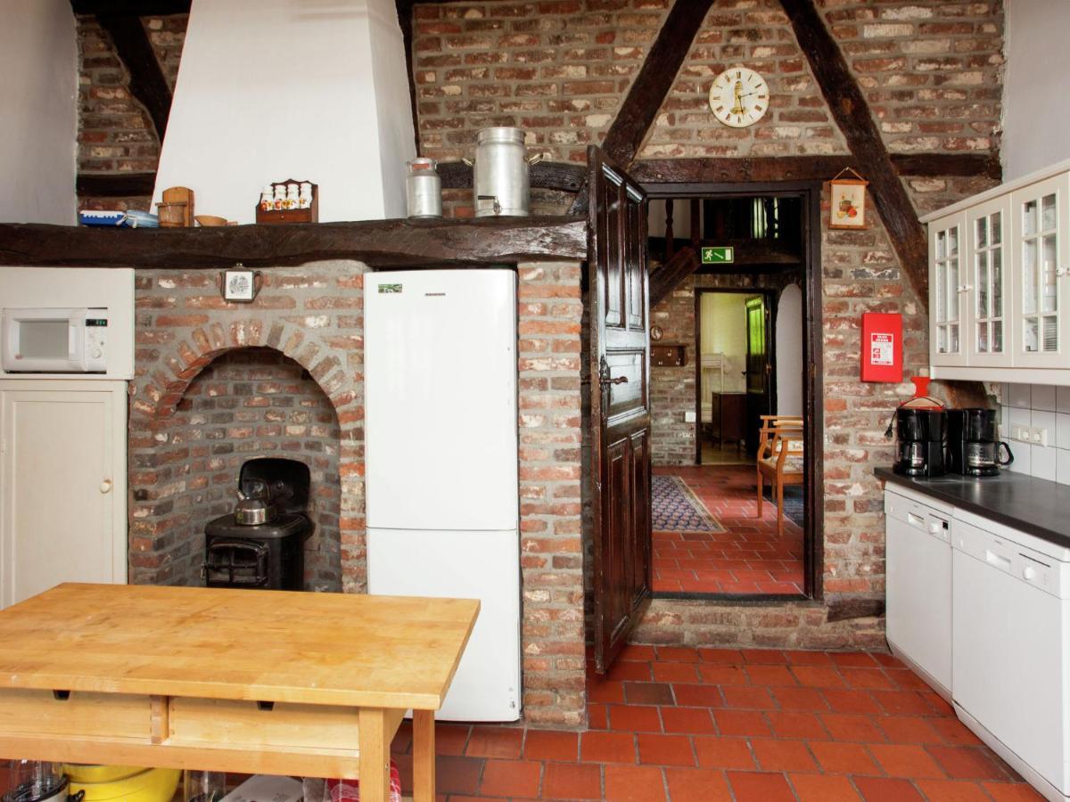 Magnificent Farmhouse In Sint Joost 외부 사진