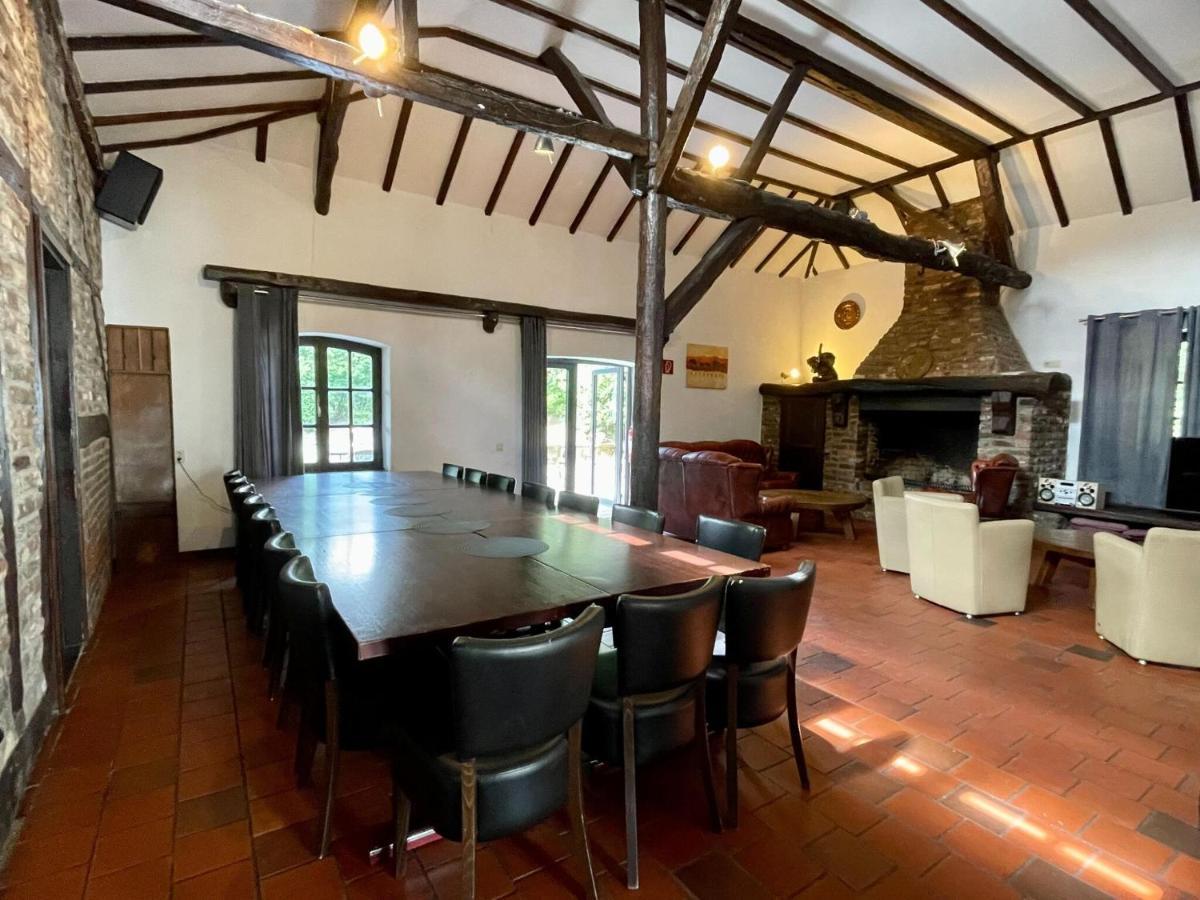 Magnificent Farmhouse In Sint Joost 외부 사진
